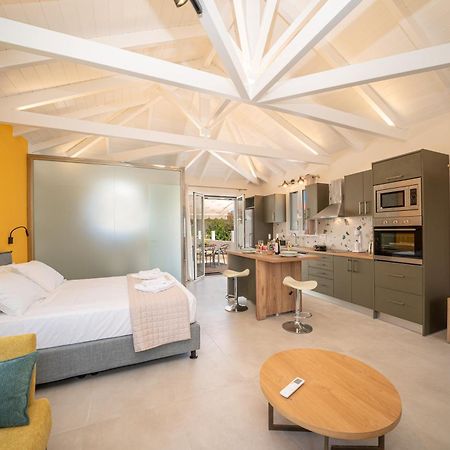 Villa Amazona Сами Екстериор снимка